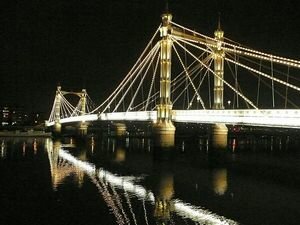 https://balitapinoy.net/images/albert_bridge_at_night_300.jpg